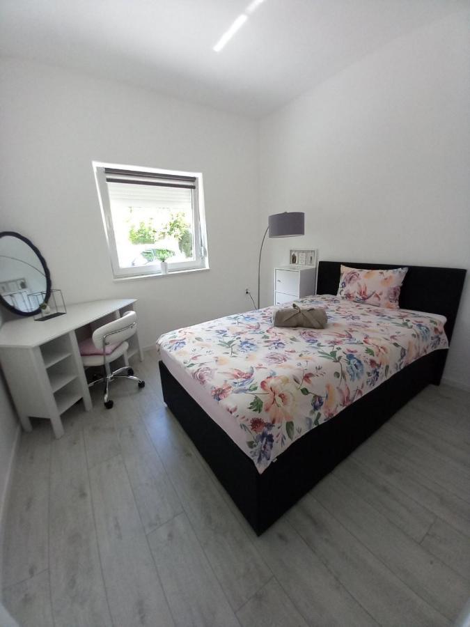 Drenova Apartman Apartment Rijeka Exterior foto